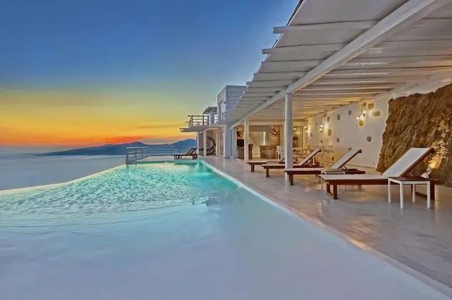 Luxury Key Mykonos 8 Bed Villa Golden Sun Kastro