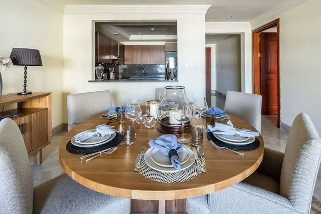 Luxury Lifestyle In This 1BR Apt - Fairmont Palm Jumeirah - İç Mekan