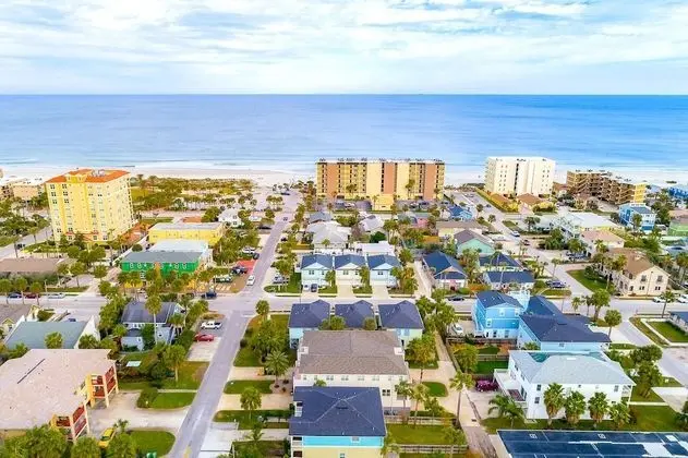 Luxury Living II - Modern Beach Townhouse - Plaj