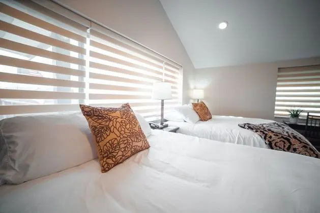 Luxury Lodge & Spa, Cabins, Camping, Glamping & RV w Full Hook Ups - Iron Springs Adventure Resort