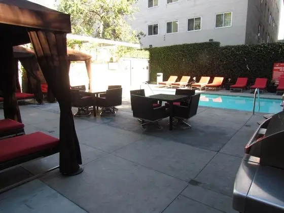 Luxury Loft Next to Staples Center - Havuz