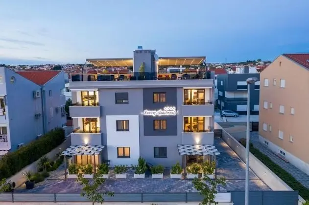 Luxury Majpruz Suites I