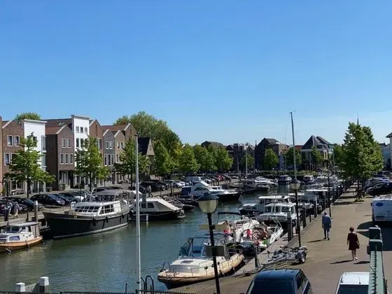 Luxury Mansion at the Harbor Families Only