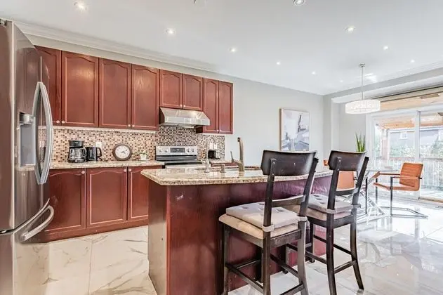 Luxury Villa - Mississauga Square One - Mutfak