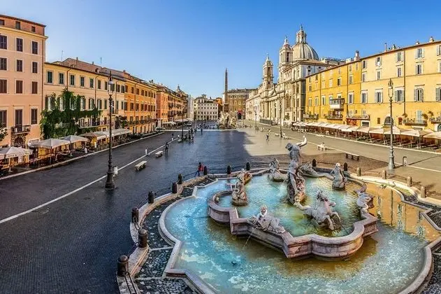 Luxury Navona