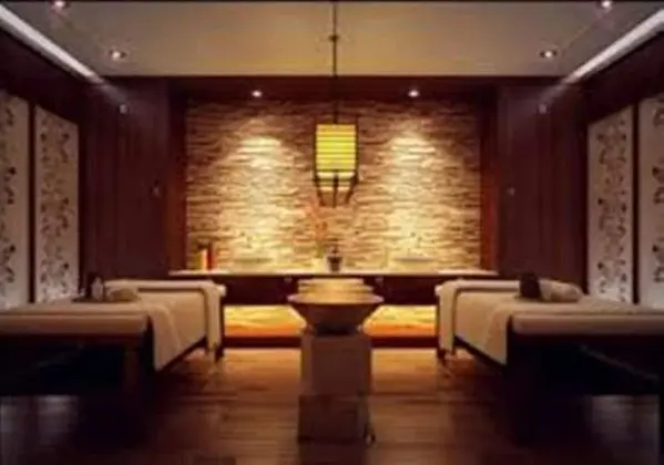 Luxury Old Quarter Hotel - Spa