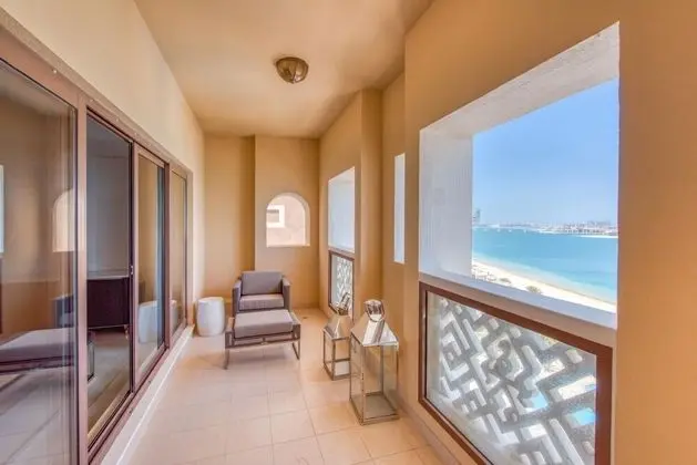 Luxury Palm Property w Beach Sea View - Oda