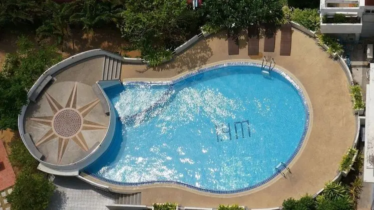 Luxury Patong Tower Seaview Condo in Phuket, Thailand on 15th Floor No001 - Havuz