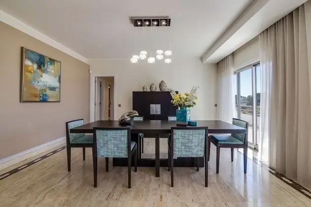 Luxury Penthouse 3 Bedrooms Olhos de Água - Mutfak