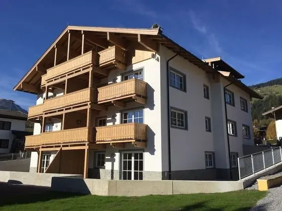 Luxury Penthouse With Balcony, Ski Storage, Carport, Lift - Dış Mekan