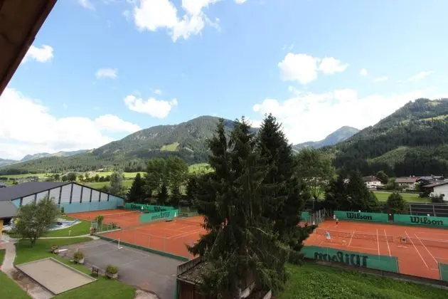 Luxury Penthouse in Brixen im Thale With Parking - Spor
