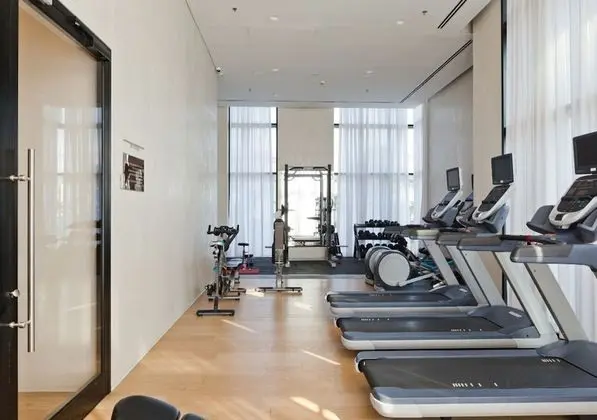 Luxury Penthouse on High Floor with Hot Tub - Fitness