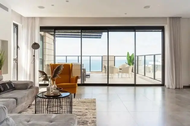 Luxury Penthouse on High Floor with Hot Tub - Öne Çıkan Resim