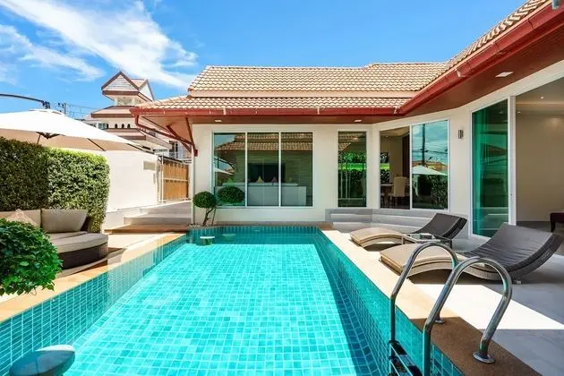 Luxury Pool Villa A14