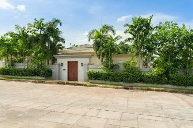 Luxury Pool Villa SRV - Dış Mekan