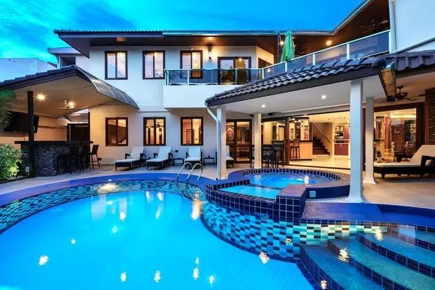 Luxury Pool Villa T1 near Walking Street