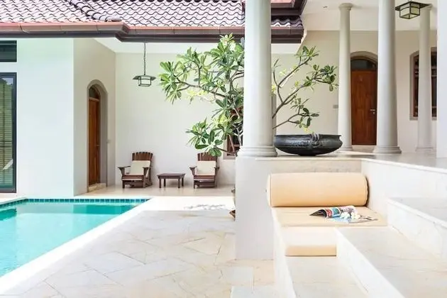 Luxury Private Beachfront Haileng Villa - Havuz