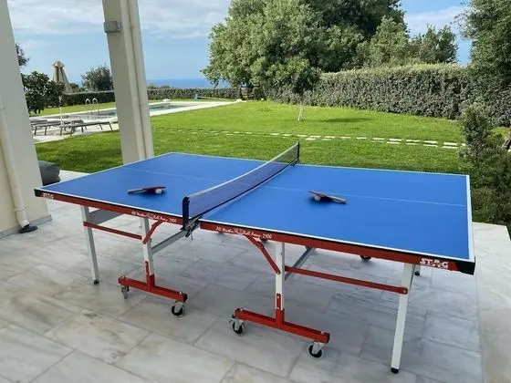 Luxury Villa With Private Heated Pool, Childrens Fenced Area, Near the Beach & the Town - Dış Mekan