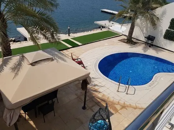 Luxury villa with private pier - Havuz
