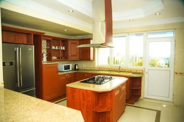 Luxury Residence with Ocean View in Masaki - Mutfak