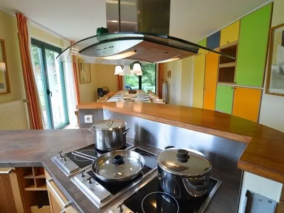 Luxury Villa in Robertville With Sauna and Cinema - Mutfak