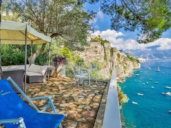 Luxury Room With sea View in Amalfi ID 3938
