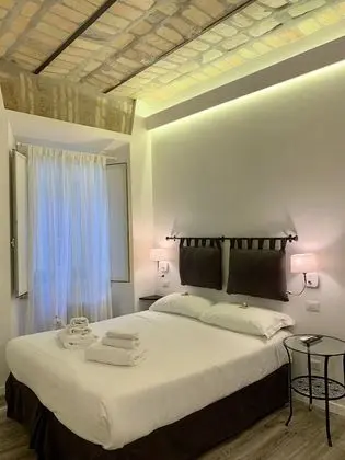 Luxury Rooms near Colosseum