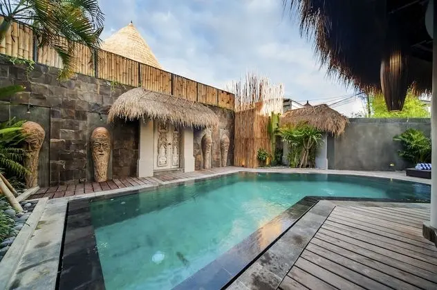 Luxury Villas Merci Resort 3 Bedrooms Seminyak 1 - Havuz