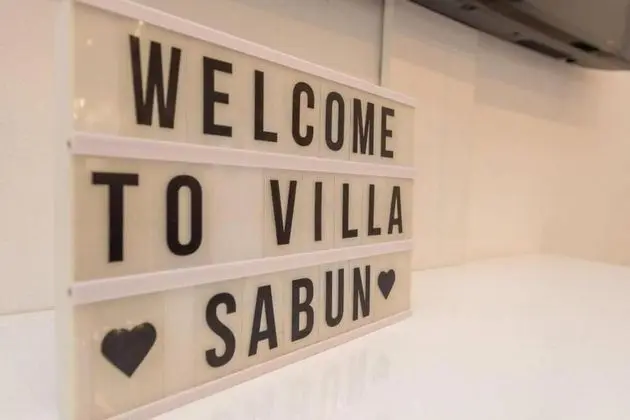 Luxury Villa Sabun with Pool & Hot Tub - İç Mekan