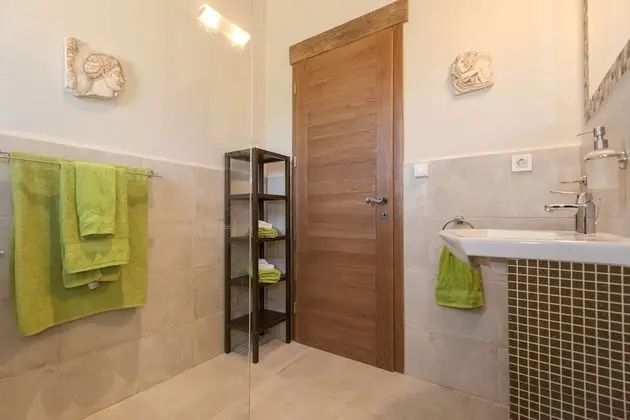 Luxury Villa Sea Seeker with Pool