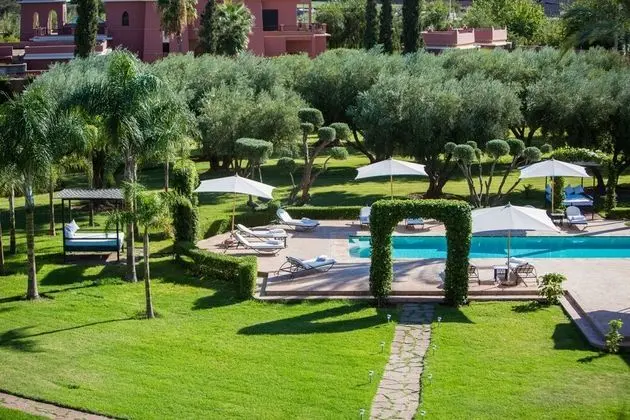 Luxury Services In This Beautiful Villa In Marrakech - Havuz
