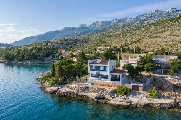 Luxury Villa Solis
