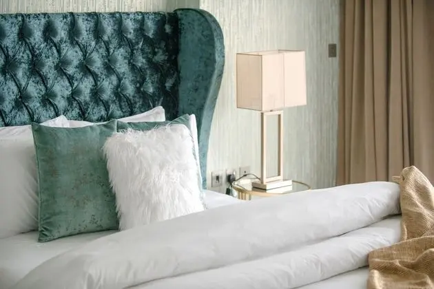 Luxury Staycation - Azure Residences - Oda