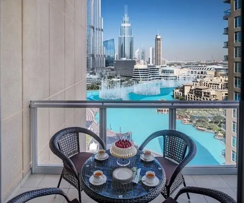 Luxury Staycation - The Residences Tower