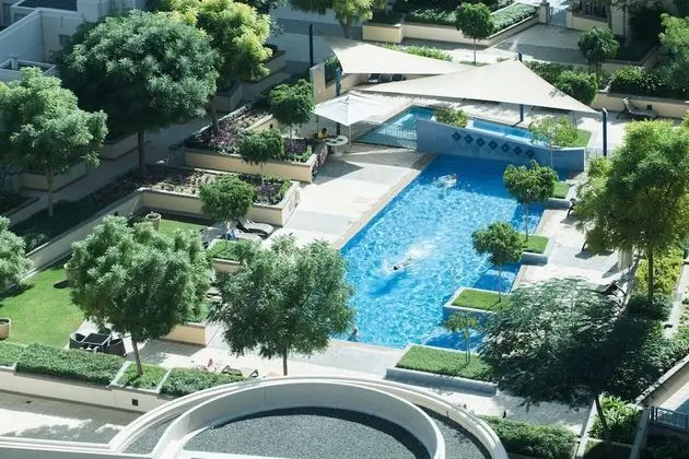 Luxury Staycation - The Residences Tower - Havuz