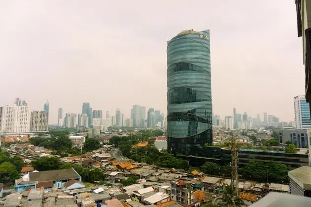 Luxury Studio At Semanggi Apartment