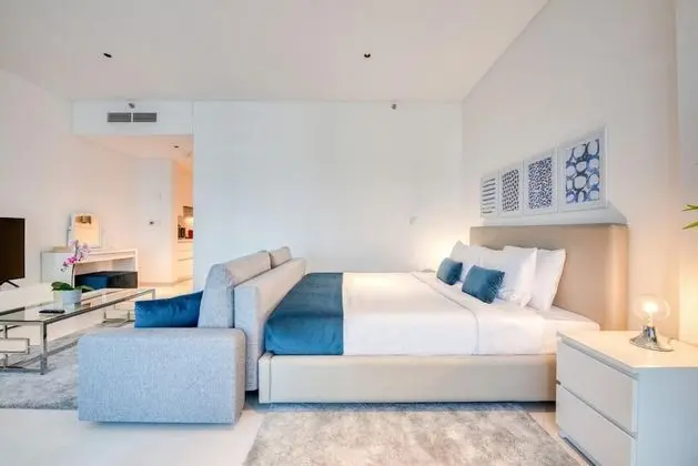 Luxury Studio w Burj Khalifa Vw in Business Bay - Oda