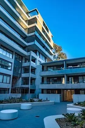 Luxury and Stylish Apt on NB Ave - Dış Mekan