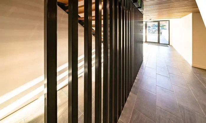 Luxury and Stylish Apt on NB Ave - Lobi