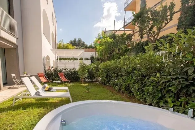 Luxury Suite with Garden and Jacuzzi - Havuz