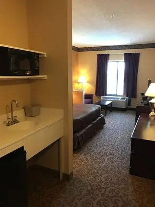 Luxury Suites Pensacola