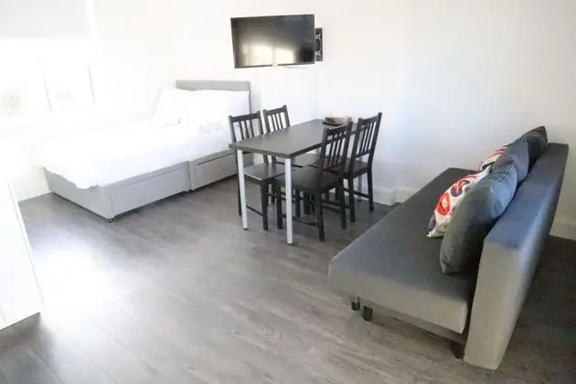 Luxury Suits near Wembley Stadium - Oda Düzeni