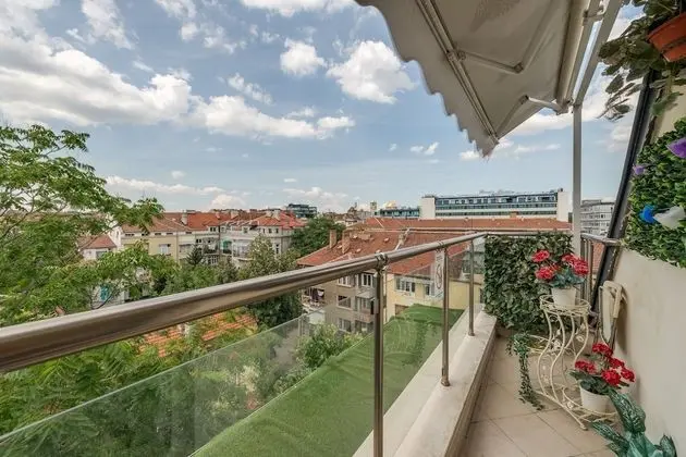 Luxury and Sunny Studio With a View in TOP Centre