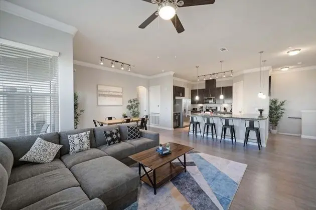 Luxury Townhome Pool North Austin Evonify - Oda