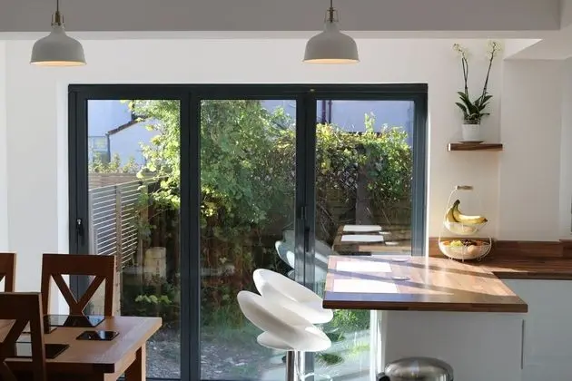 Luxury Victorian Garden Apartment