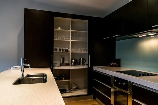 Luxury Waterfront Apartments Picton - Mutfak