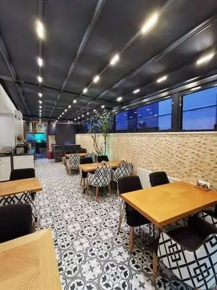 Luxx Garden Hotel - Lobi