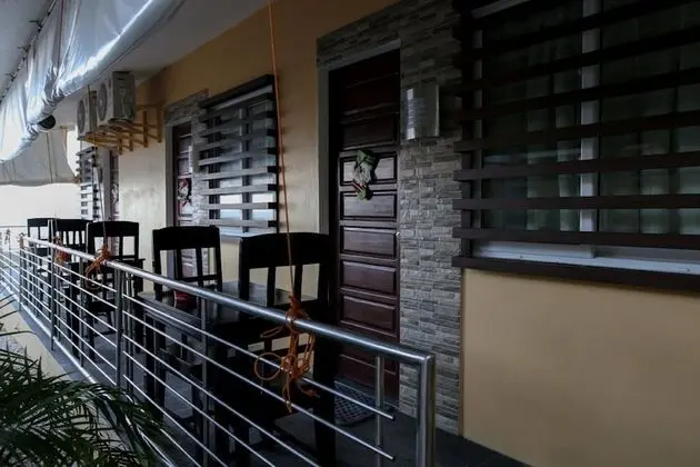 Luzmin BH - Beachfront Cottages