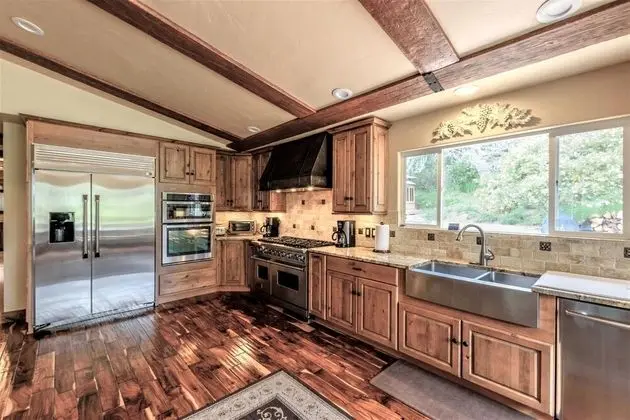 Lx18: Golfer's Dream Retreat Estate - Mutfak