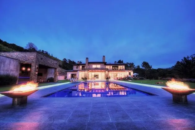Lx1a Luxury Contemporary Villa IN THE Middle OF Nature With LAR
